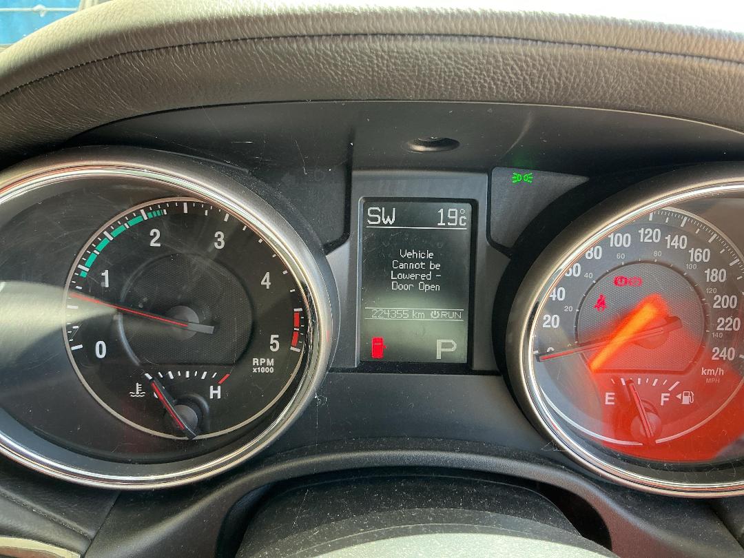 Photo '9' of Jeep Grand Cherokee Overland CRD Photo '9' of Jeep Grand Cherokee Overland CRD