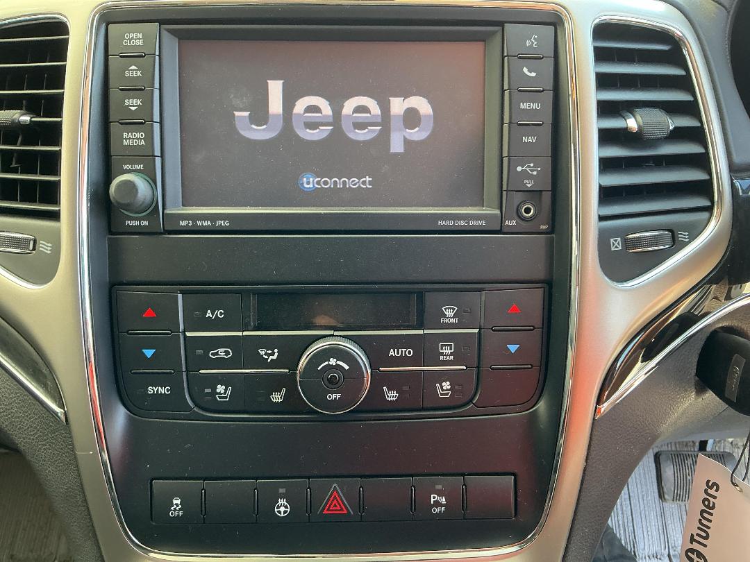 Photo '10' of Jeep Grand Cherokee Overland CRD Photo '10' of Jeep Grand Cherokee Overland CRD