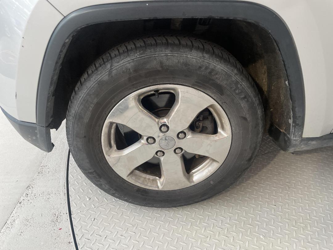 Photo '10' of Jeep Grand Cherokee