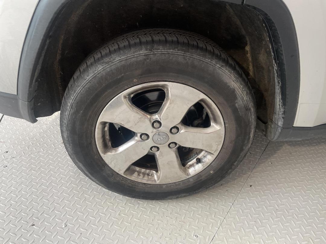 Photo '12' of Jeep Grand Cherokee