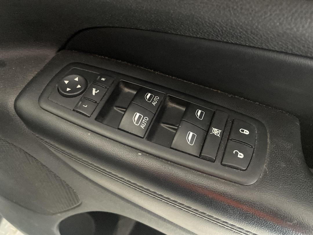 Photo '24' of Jeep Grand Cherokee