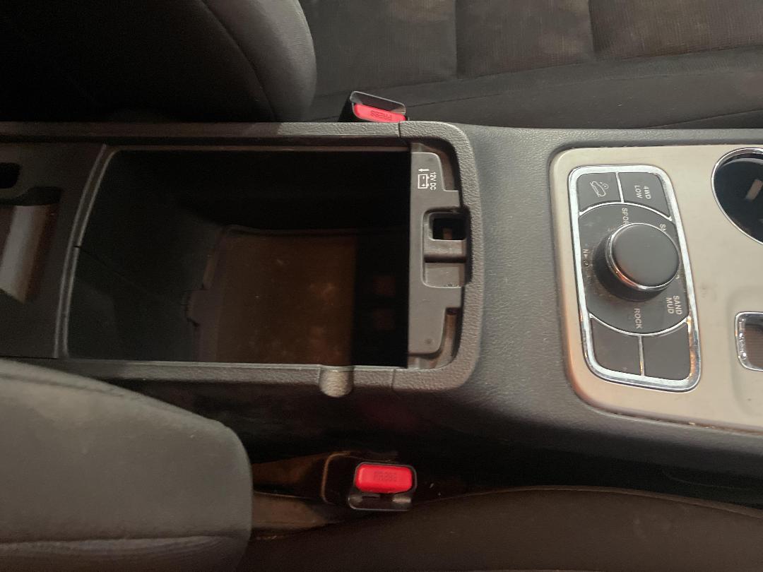 Photo '32' of Jeep Grand Cherokee