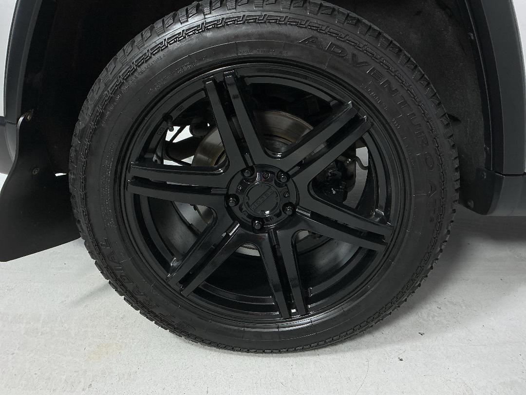 Photo '12' of Jeep Grand Cherokee