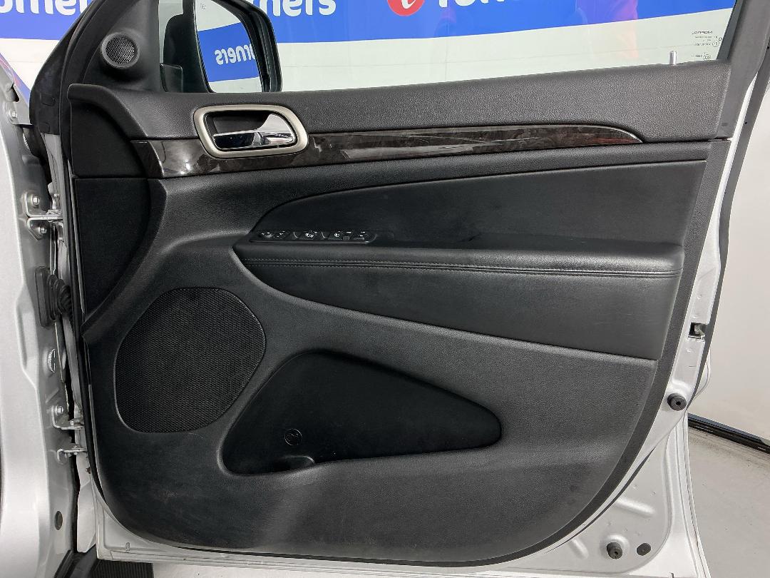 Photo '15' of Jeep Grand Cherokee