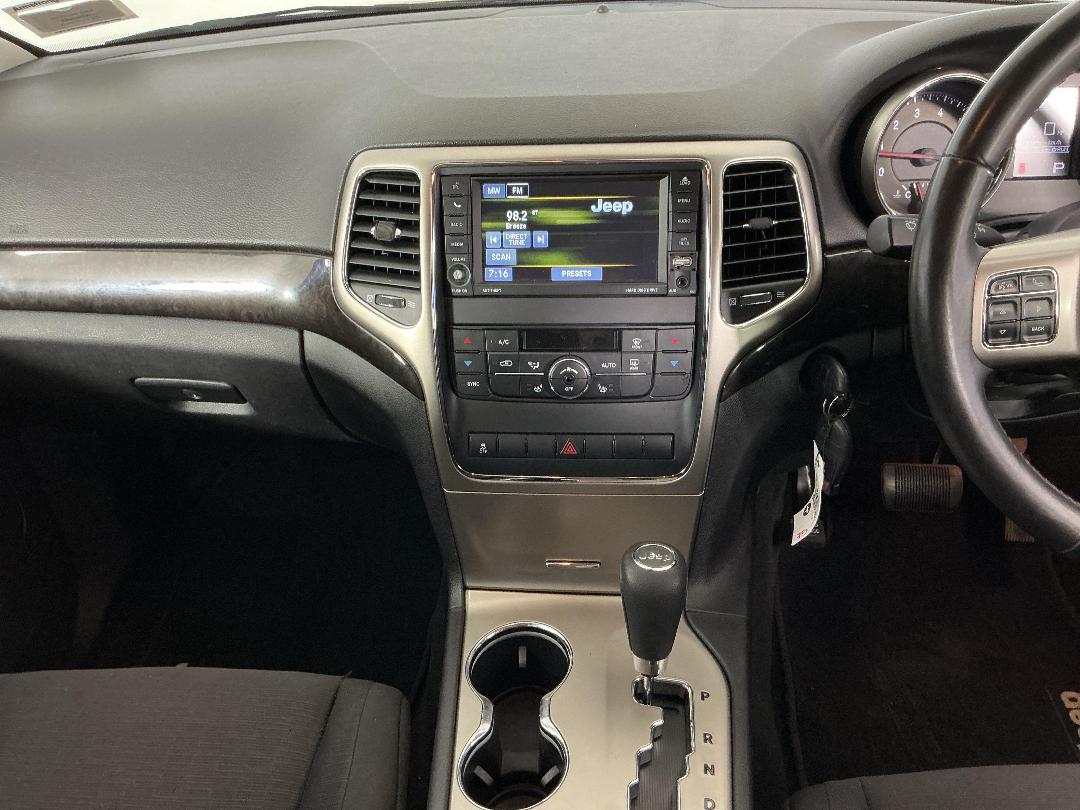 Photo '18' of Jeep Grand Cherokee