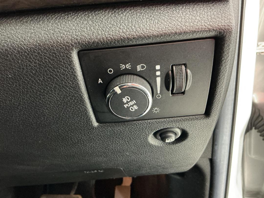 Photo '24' of Jeep Grand Cherokee