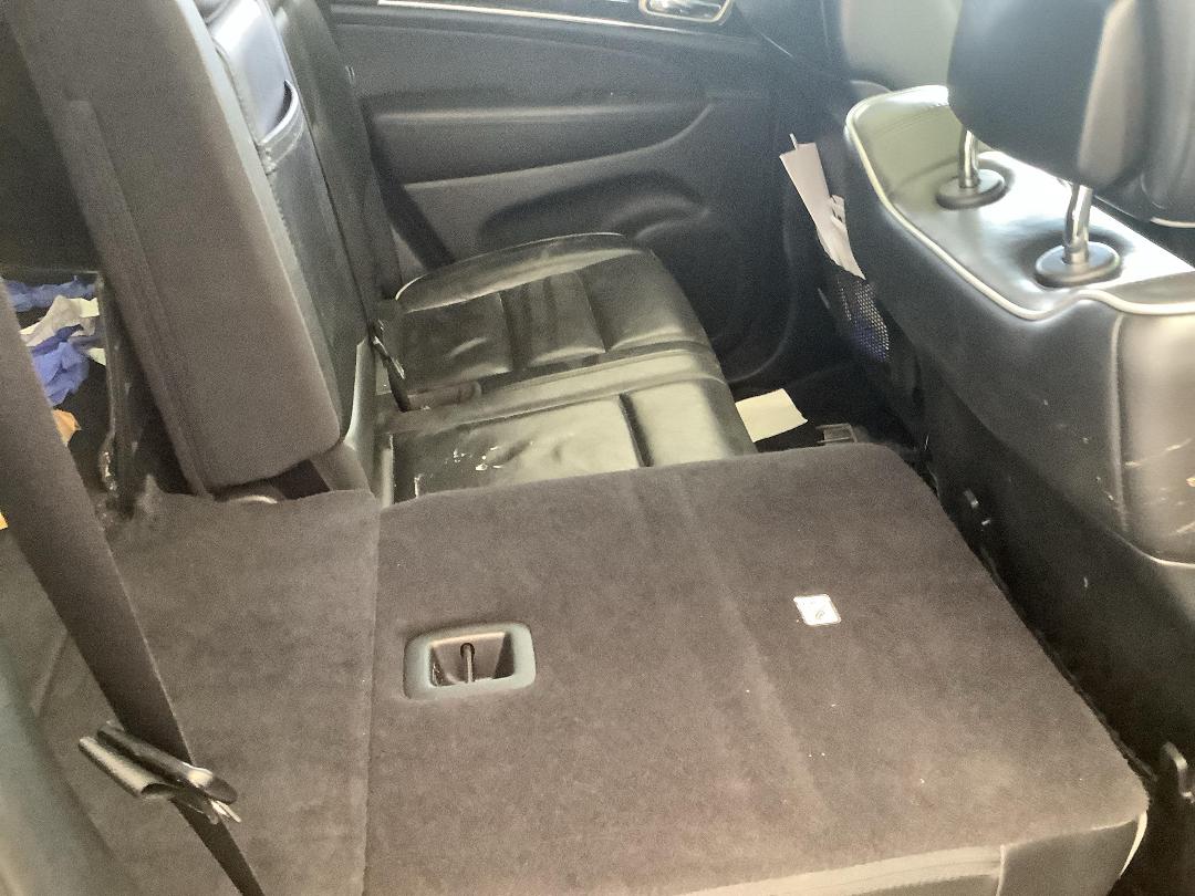 Photo '10' of Jeep Grand Cherokee