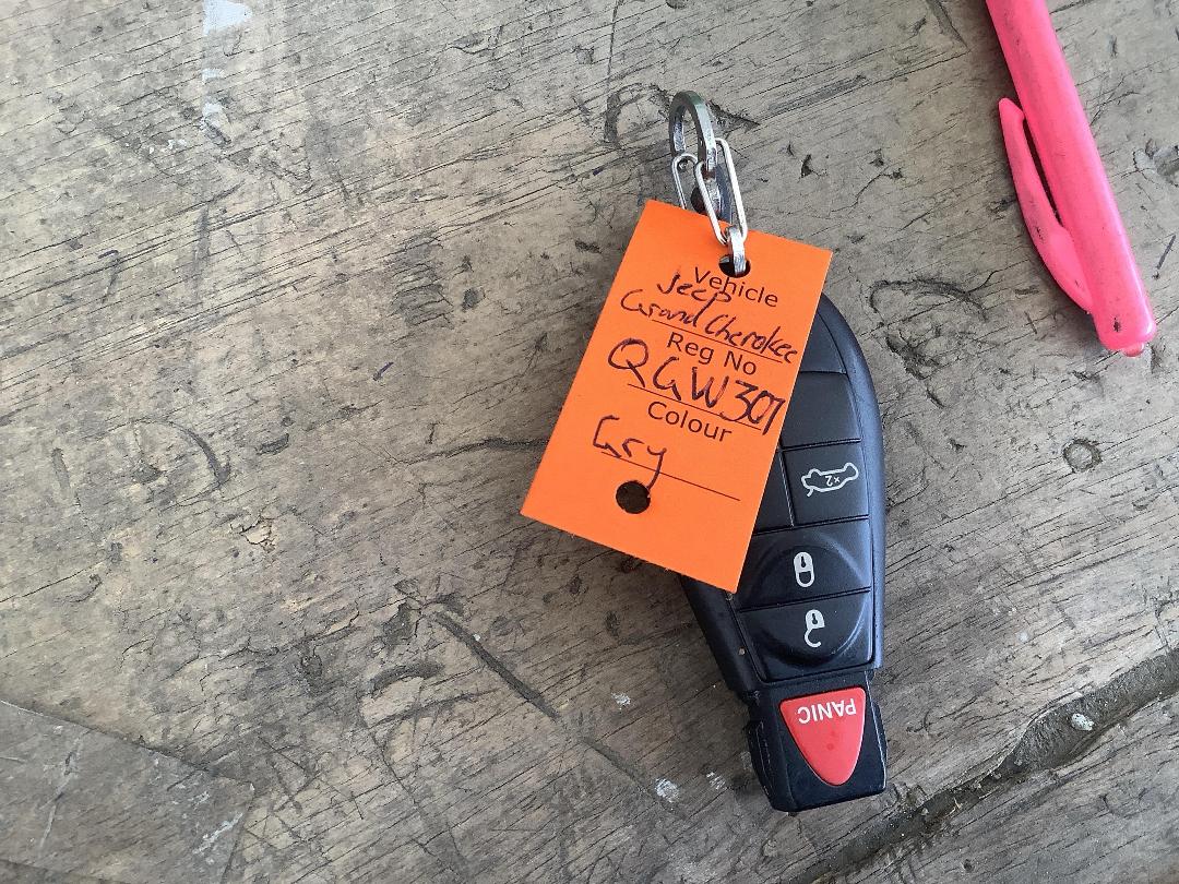 Photo '21' of Jeep Grand Cherokee