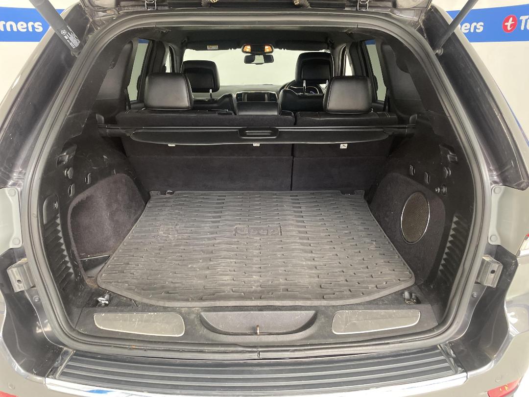 Photo '14' of Jeep Grand Cherokee