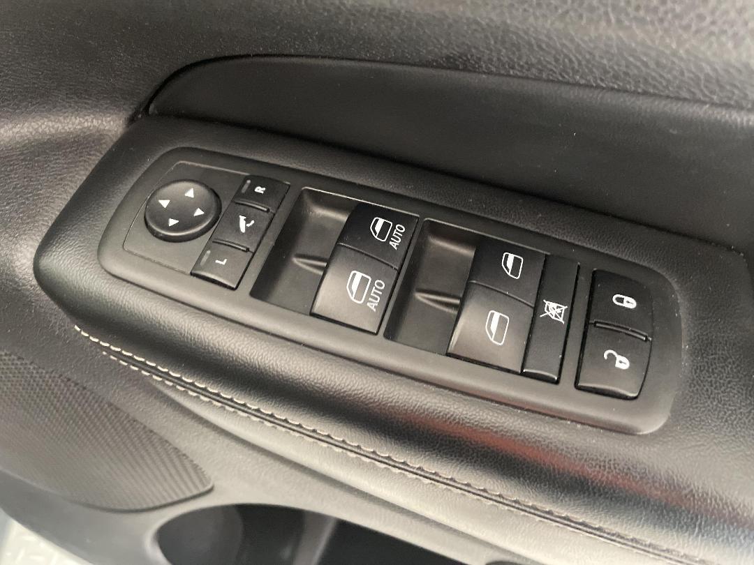 Photo '23' of Jeep Grand Cherokee