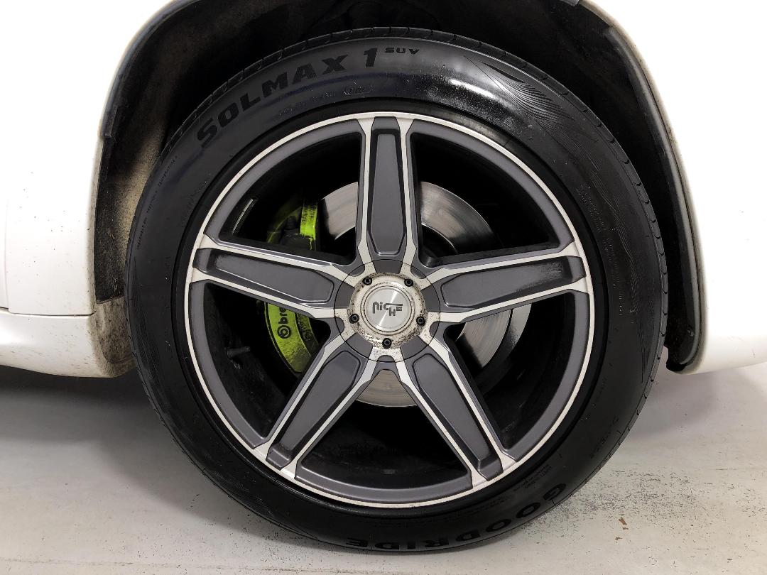 Photo '9' of Jeep Grand Cherokee Photo '9' of Jeep Grand Cherokee