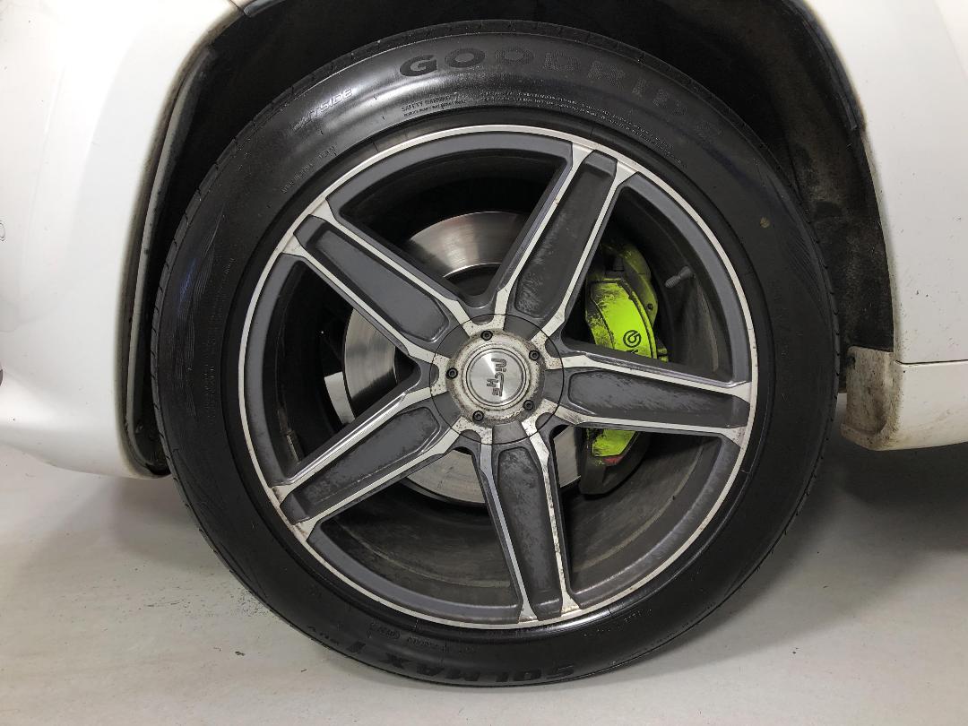 Photo '10' of Jeep Grand Cherokee Photo '10' of Jeep Grand Cherokee