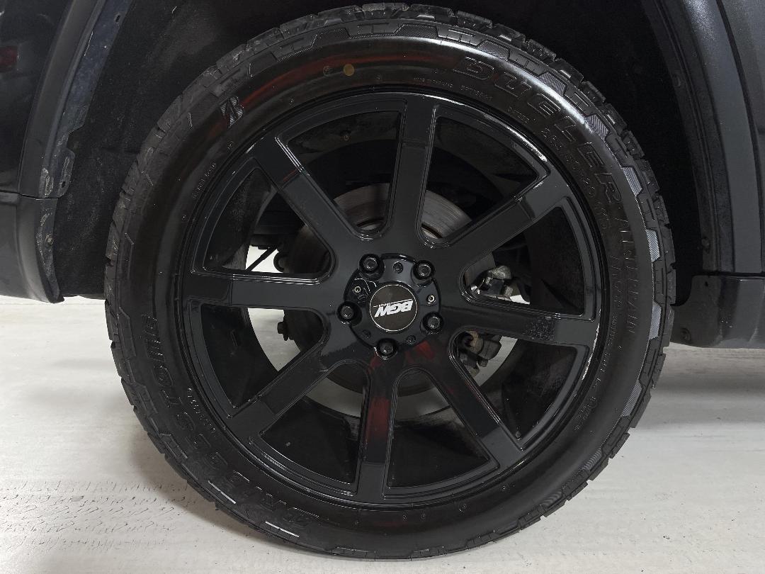 Photo '12' of Jeep Grand Cherokee