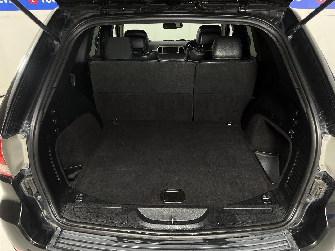 Photo '14' of Jeep Grand Cherokee