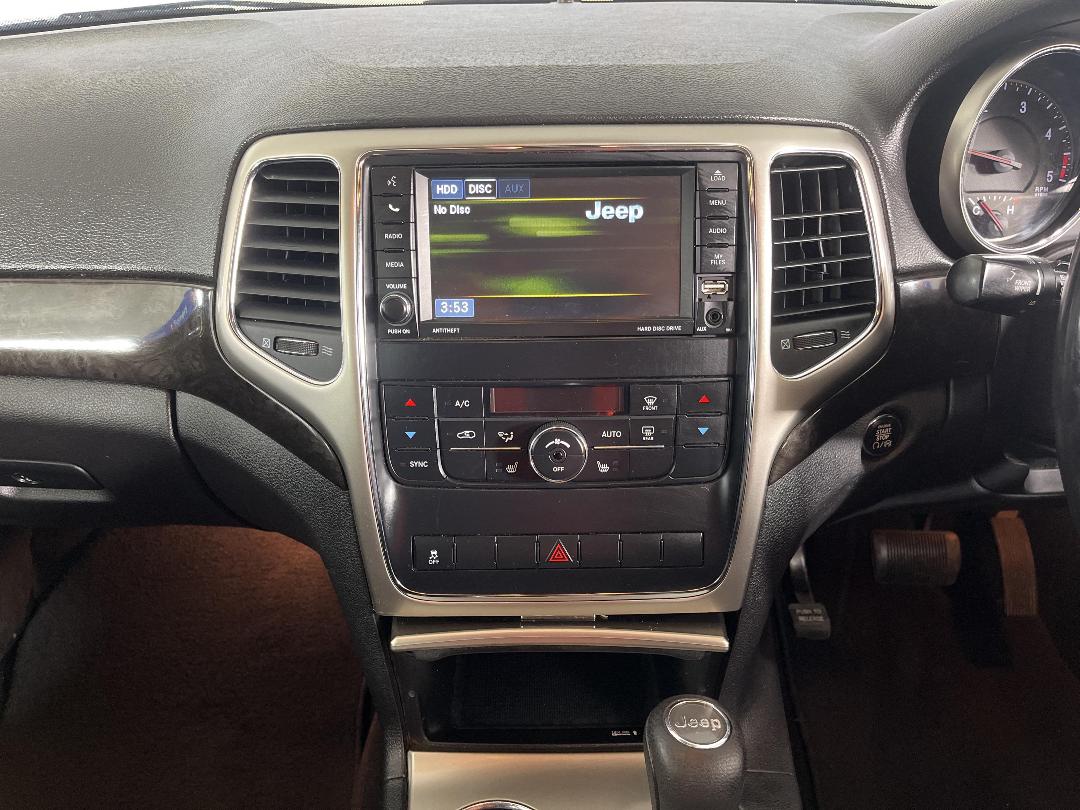 Photo '18' of Jeep Grand Cherokee