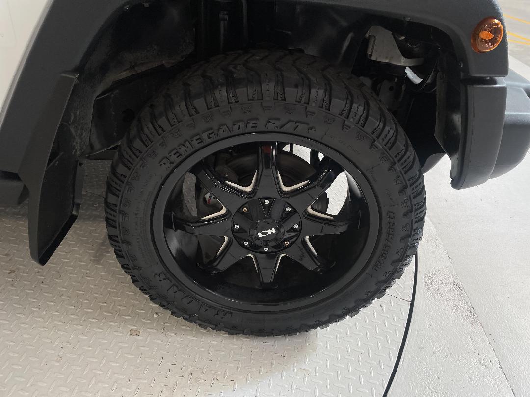 Photo '9' of Jeep Wrangler Photo '9' of Jeep Wrangler