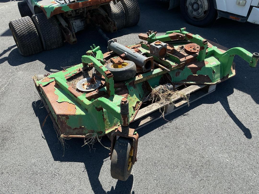 Photo '14' of JOHN DEERE 1445 Mower Photo '14' of JOHN DEERE 1445 Mower