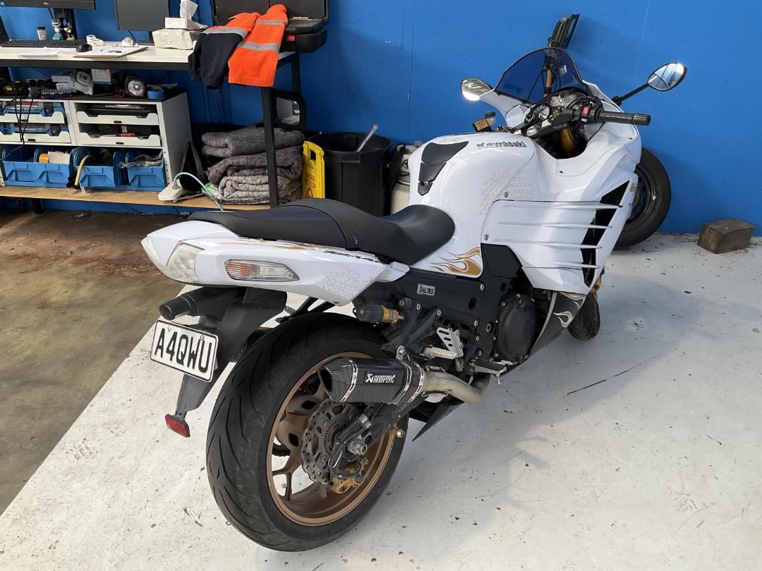 Photo '3' of Kawasaki ZX 1400FEFB Photo '3' of Kawasaki ZX 1400FEFB