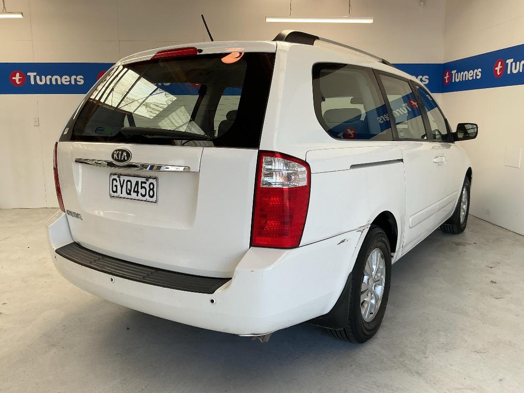 Photo '7' of KIA Carnival