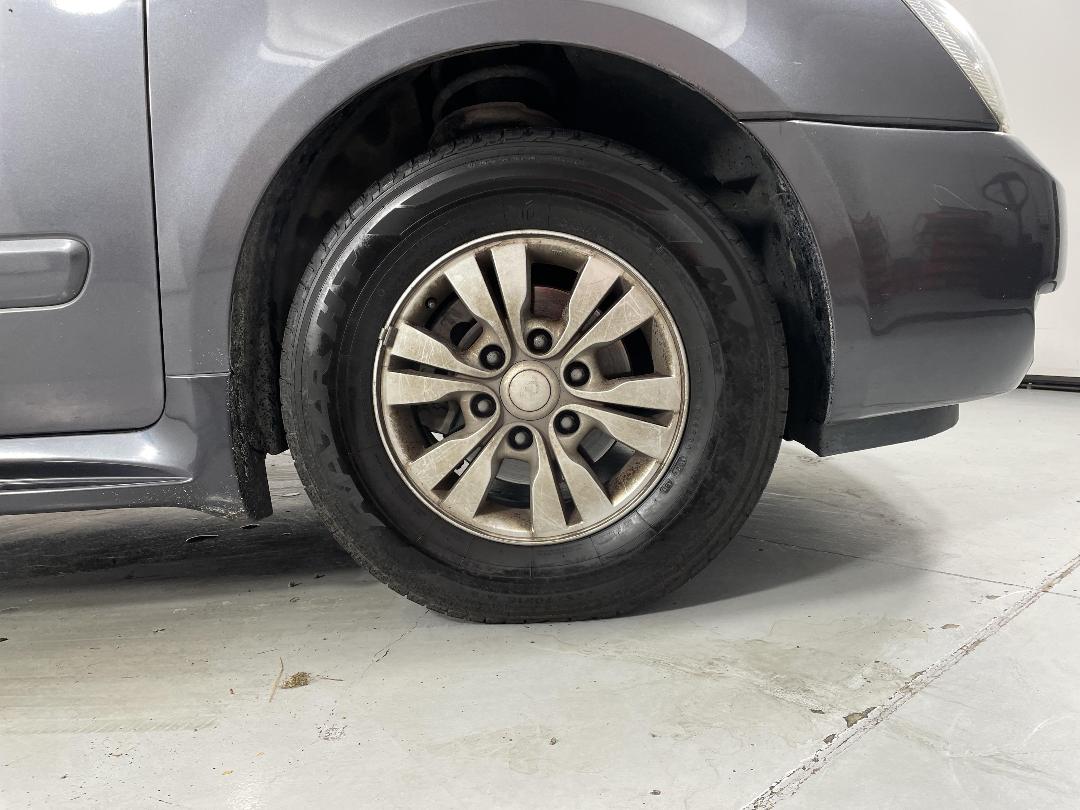 Photo '9' of KIA Carnival