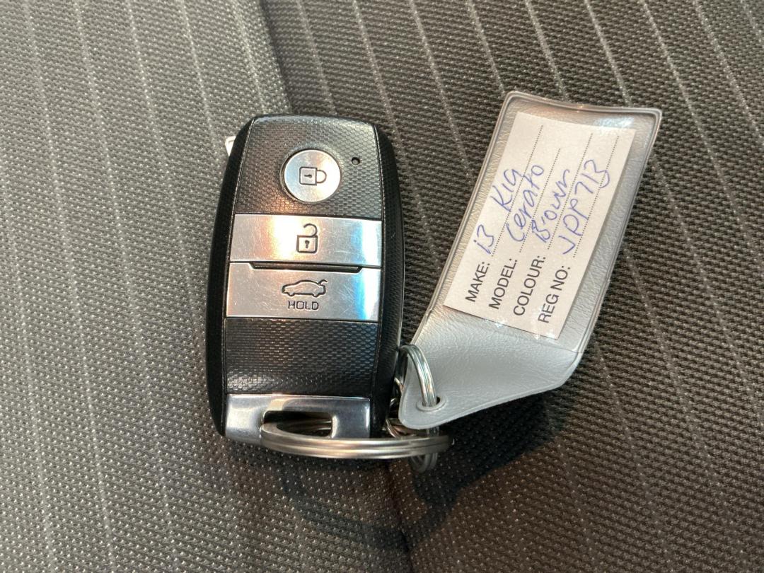 Photo '20' of KIA Cerato EX Photo '20' of KIA Cerato EX