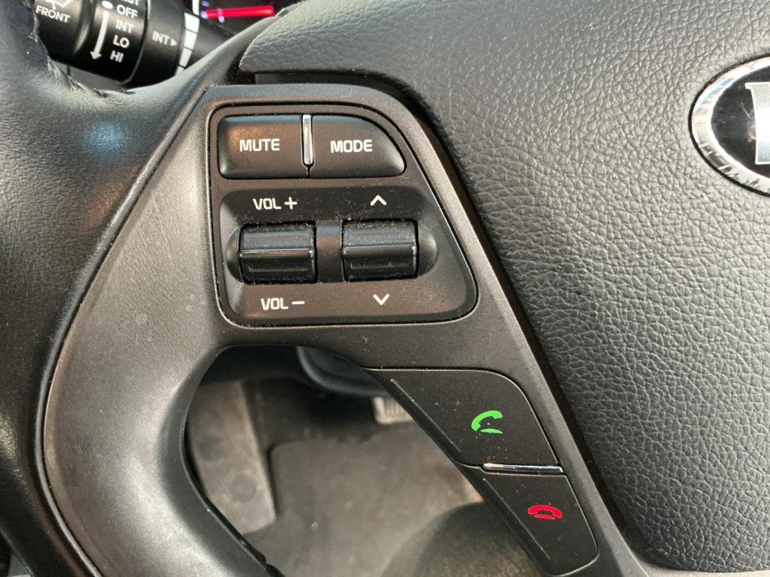 Photo '24' of KIA Cerato EX Photo '24' of KIA Cerato EX