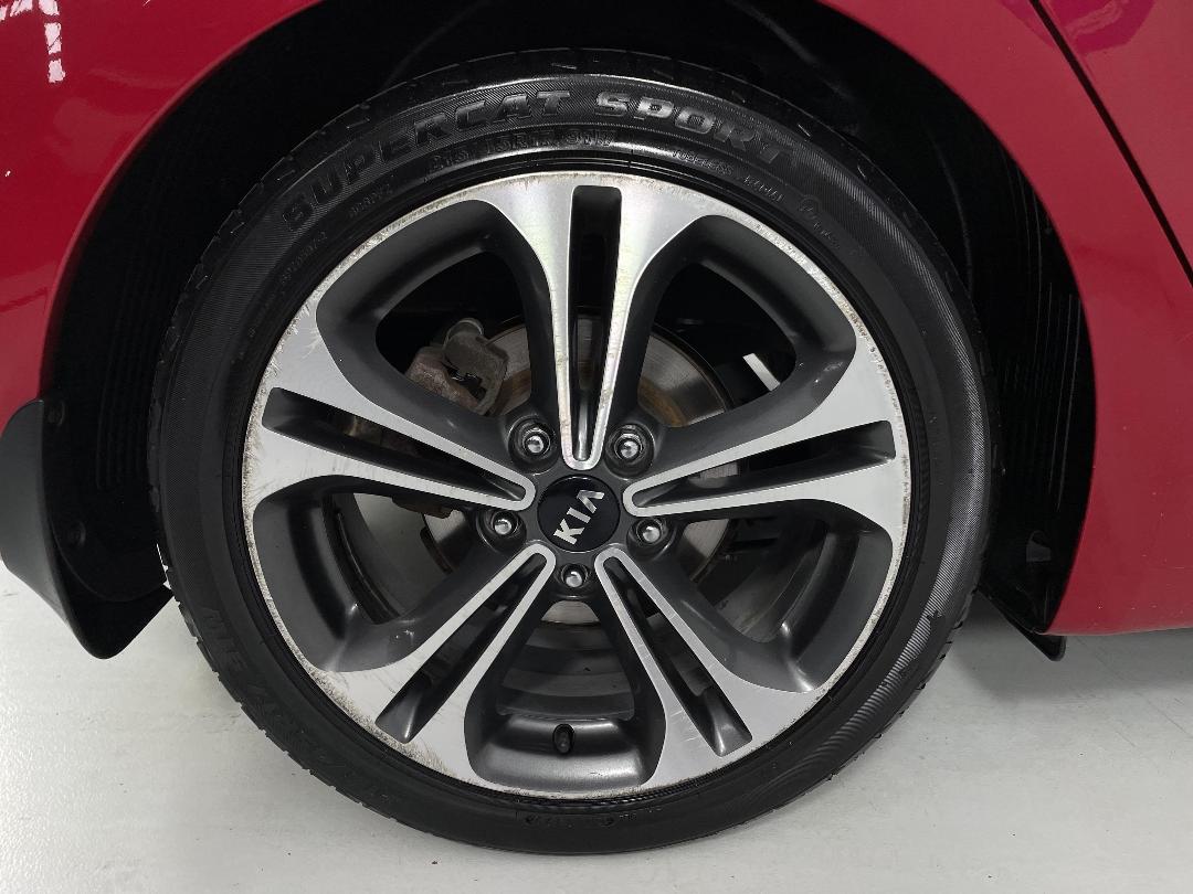 Photo '12' of KIA Cerato