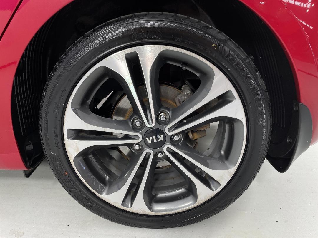 Photo '11' of KIA Cerato