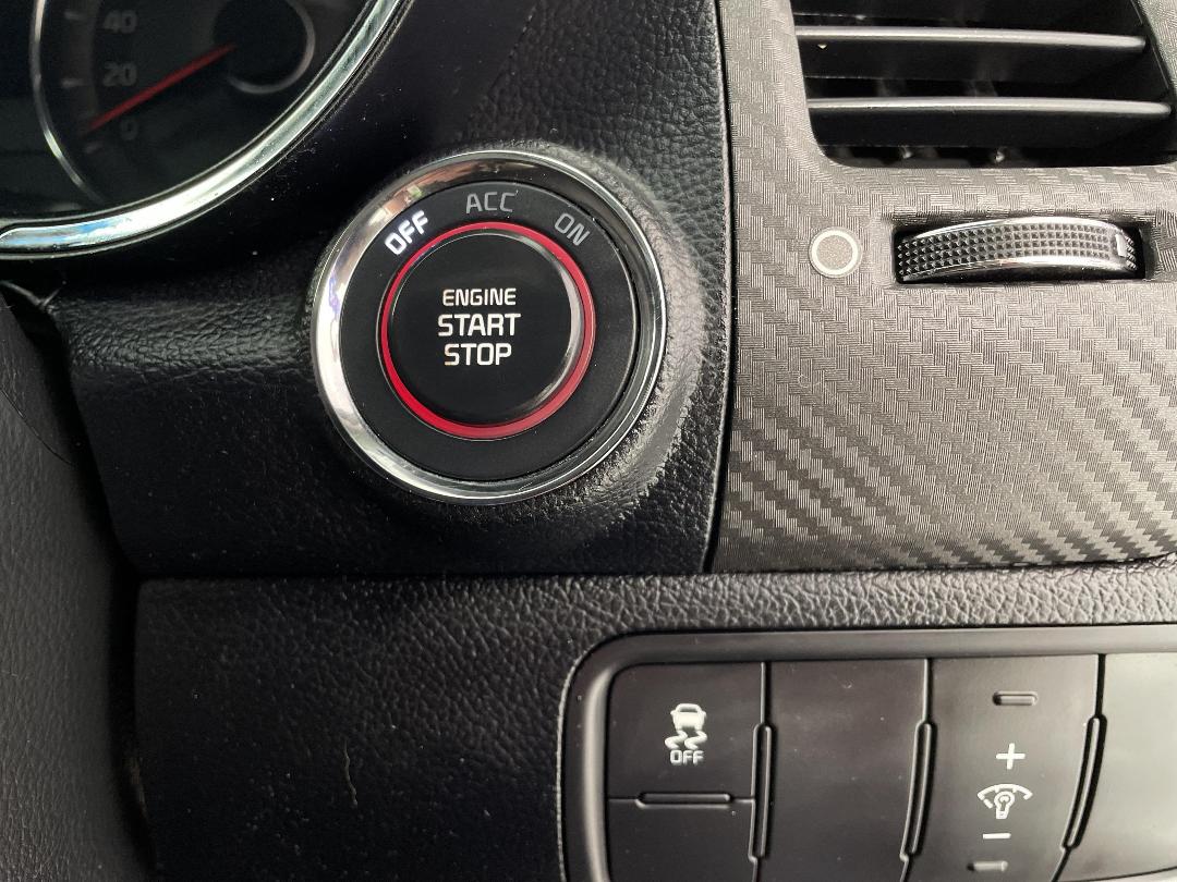 Photo '24' of KIA Cerato