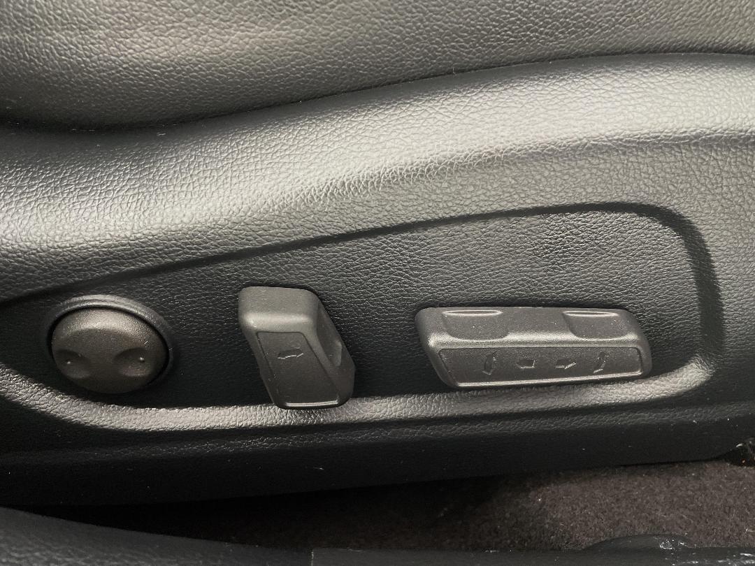 Photo '23' of KIA Cerato