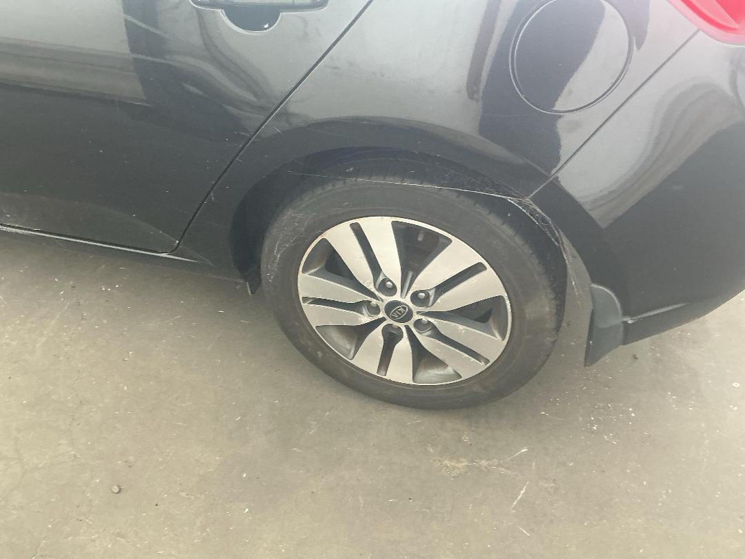 Photo '11' of KIA Cerato EX