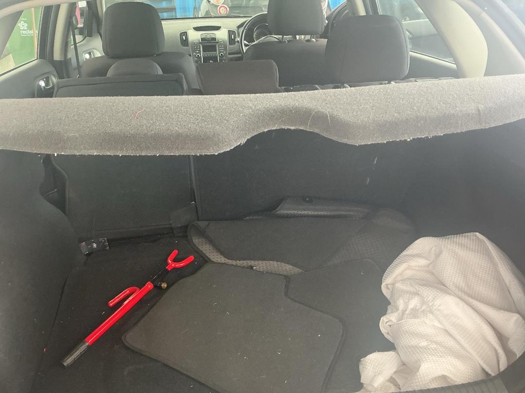 Photo '24' of KIA Cerato EX