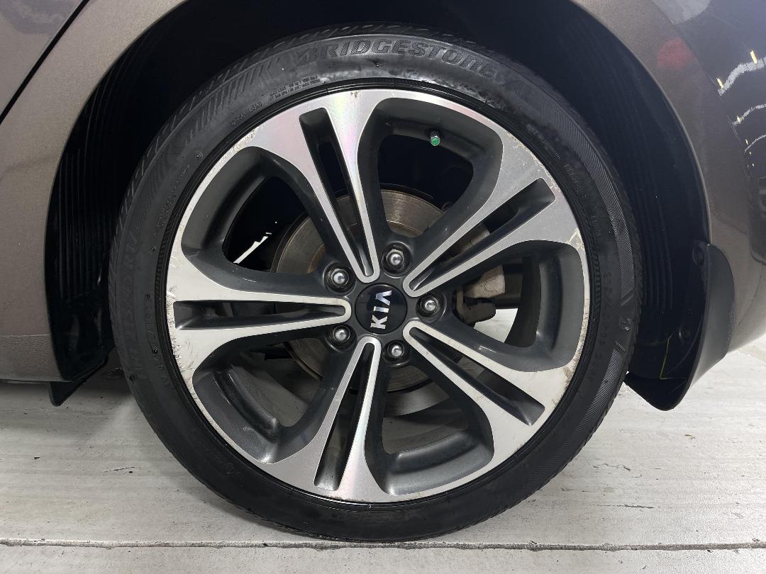 Photo '11' of KIA Cerato