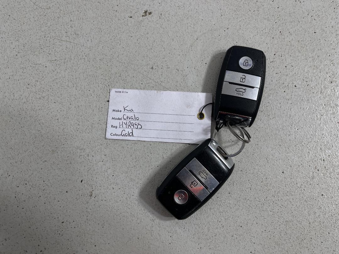 Photo '22' of KIA Cerato