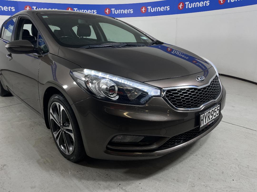 Photo '25' of KIA Cerato