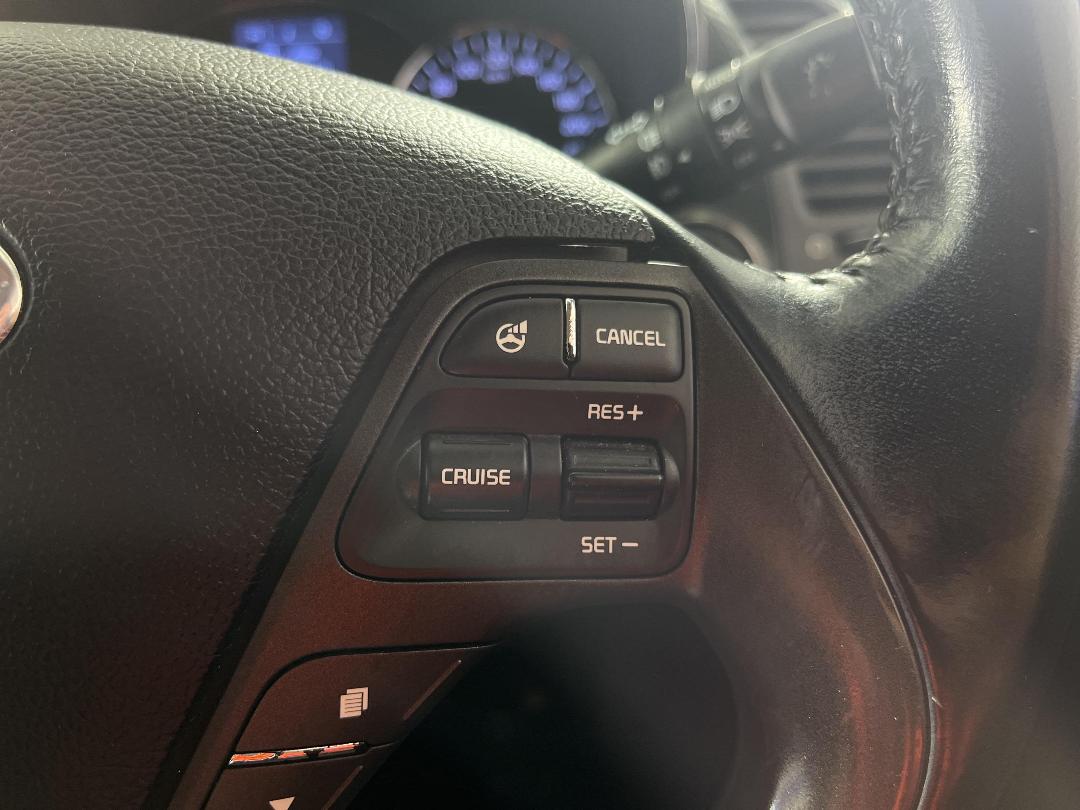 Photo '26' of KIA Cerato