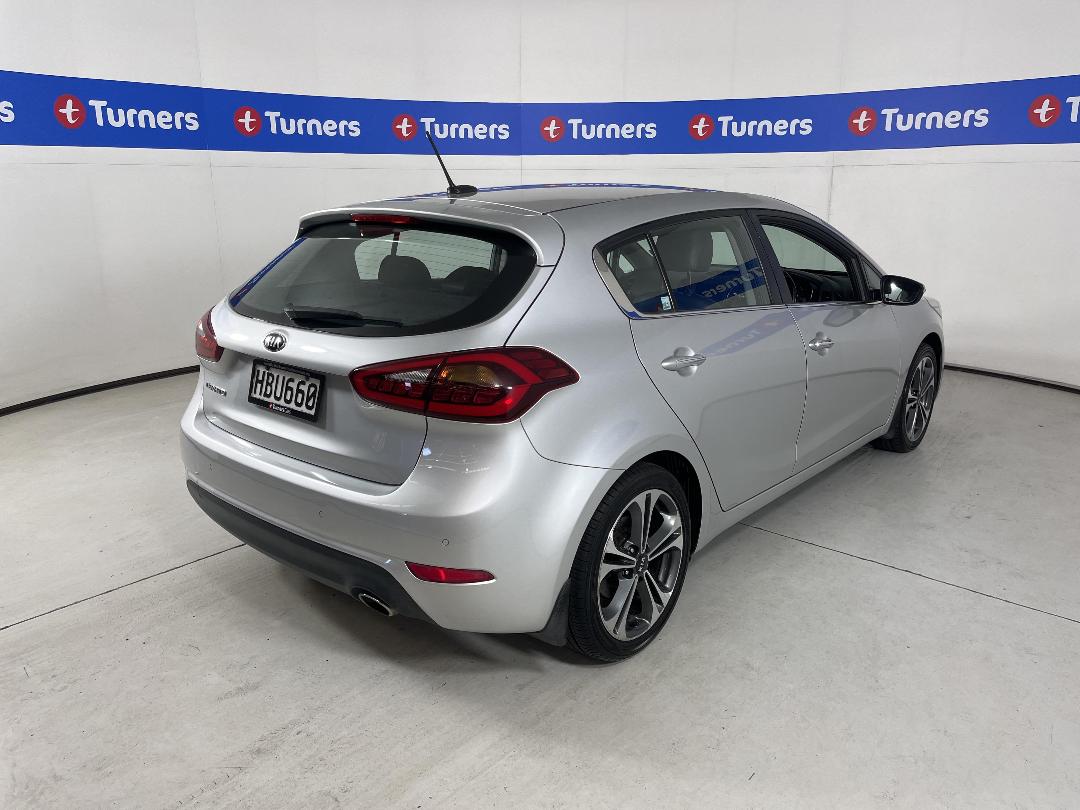 Photo '7' of KIA Cerato