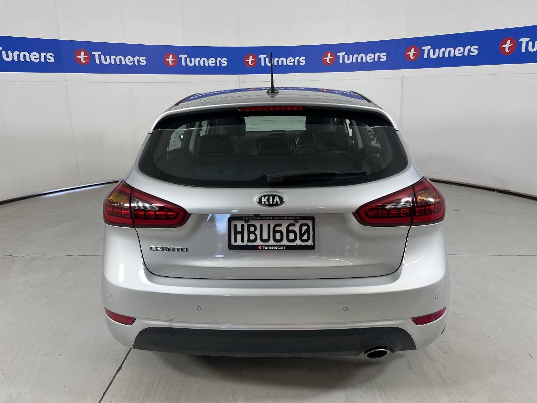 Photo '6' of KIA Cerato