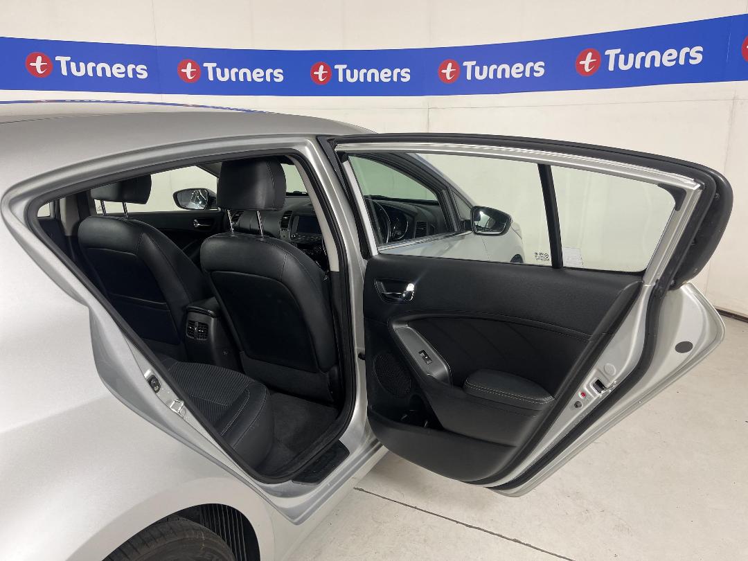 Photo '19' of KIA Cerato