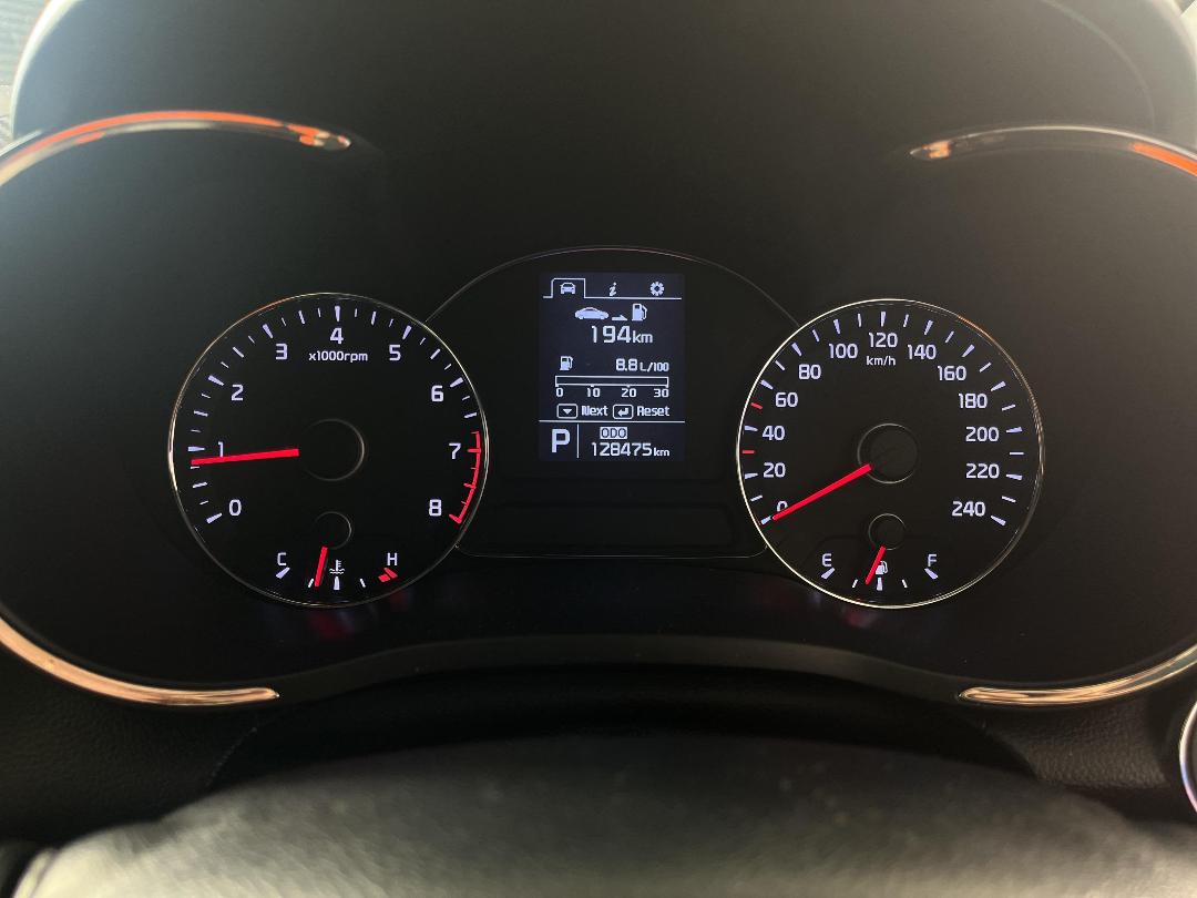 Photo '21' of KIA Cerato