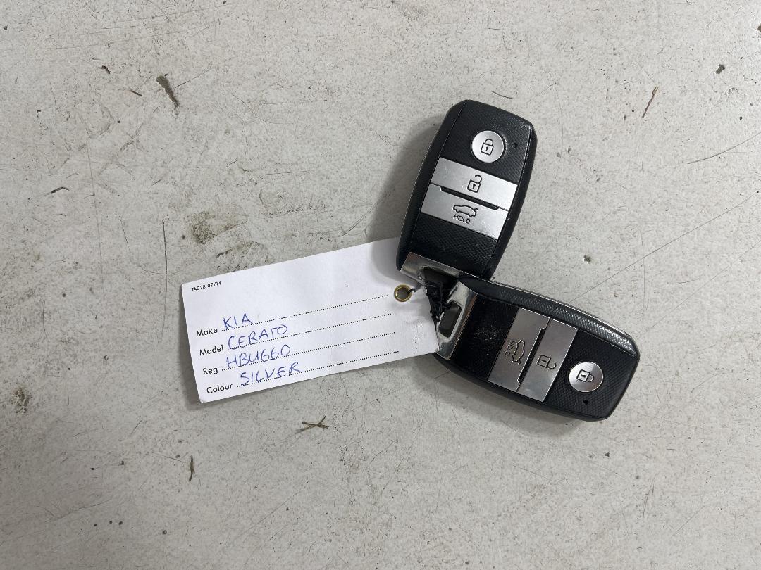 Photo '22' of KIA Cerato