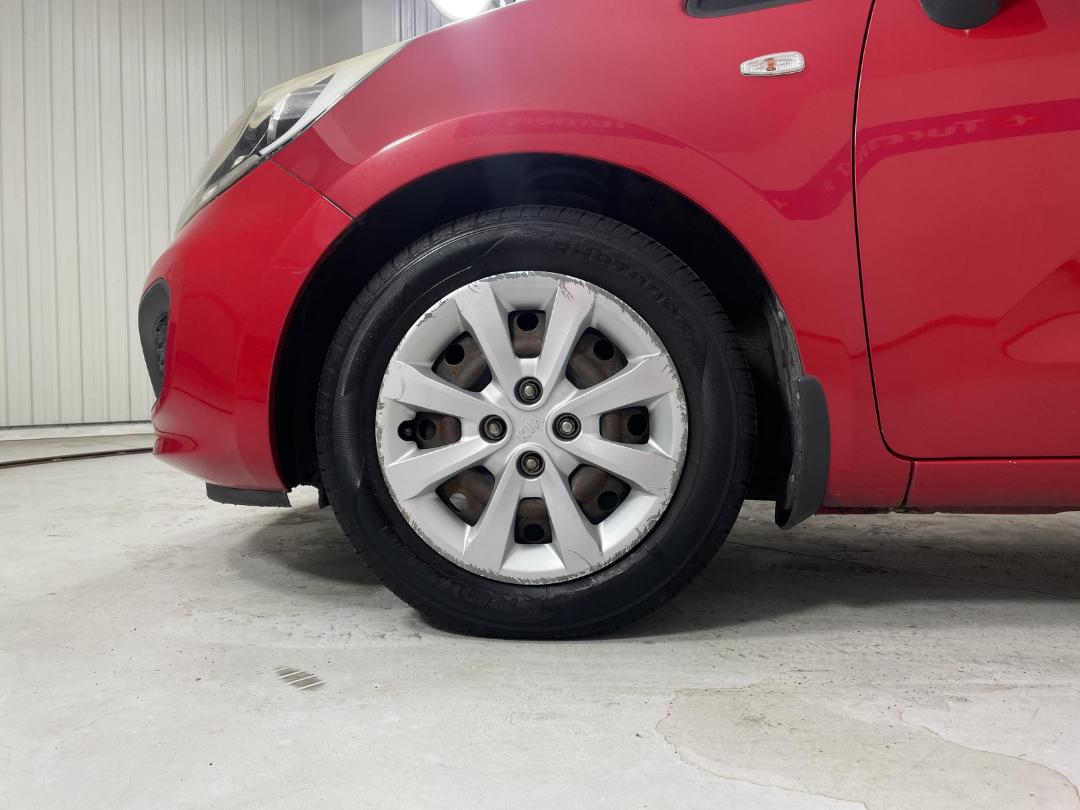 Photo '10' of KIA RIO