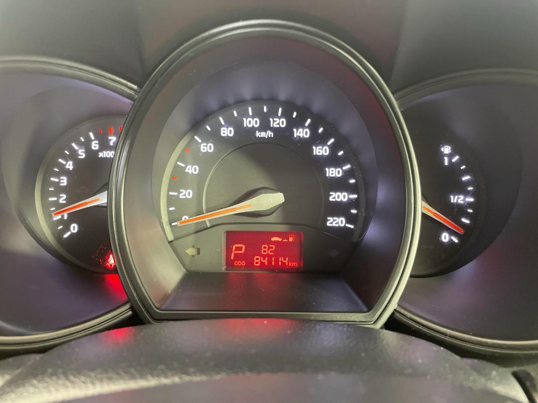 Photo '21' of KIA RIO