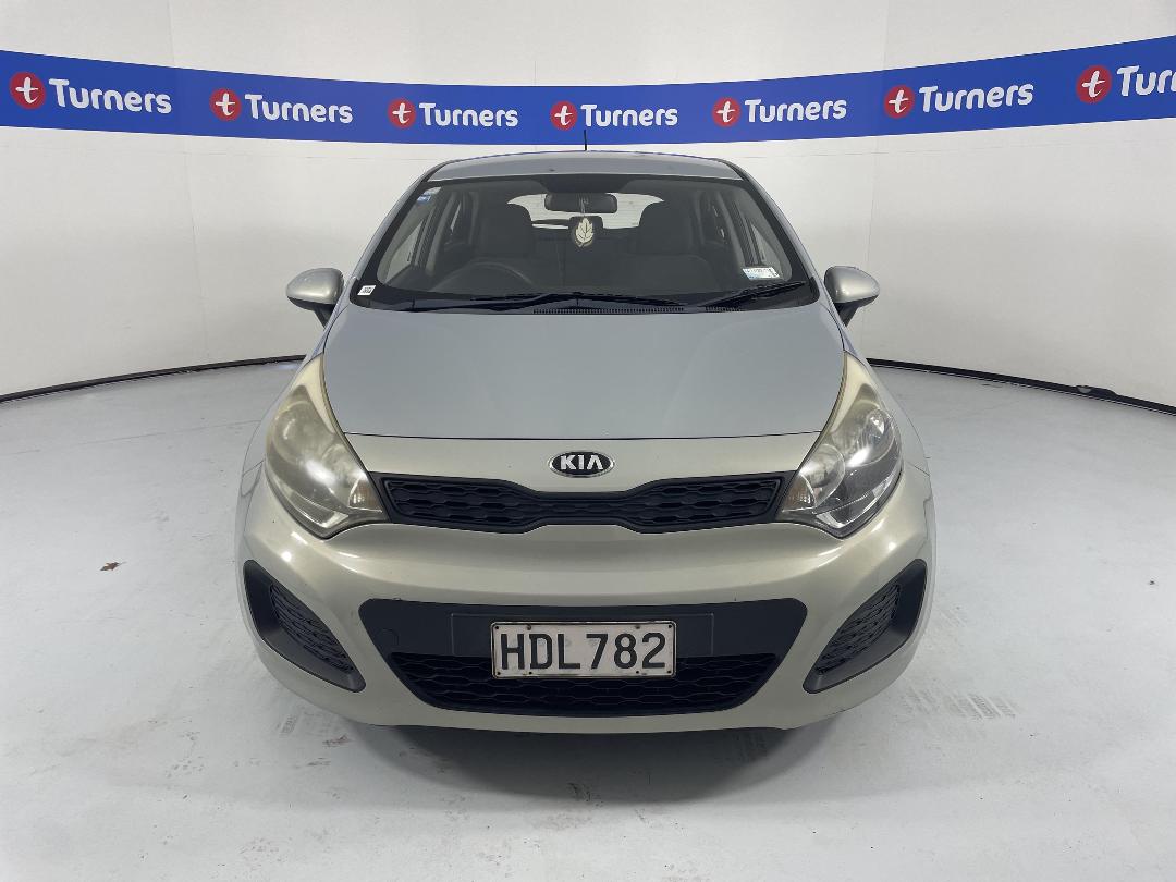 Photo '2' of KIA RIO Photo '2' of KIA RIO