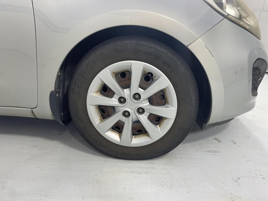 Photo '9' of KIA RIO Photo '9' of KIA RIO