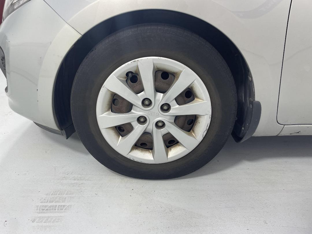 Photo '10' of KIA RIO Photo '10' of KIA RIO