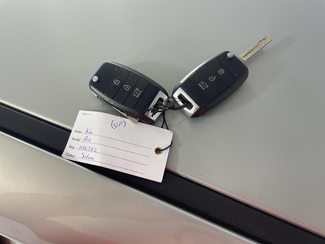 Photo '22' of KIA RIO Photo '22' of KIA RIO