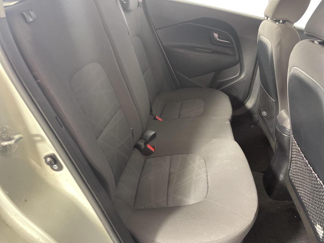 Photo '20' of KIA RIO Photo '20' of KIA RIO