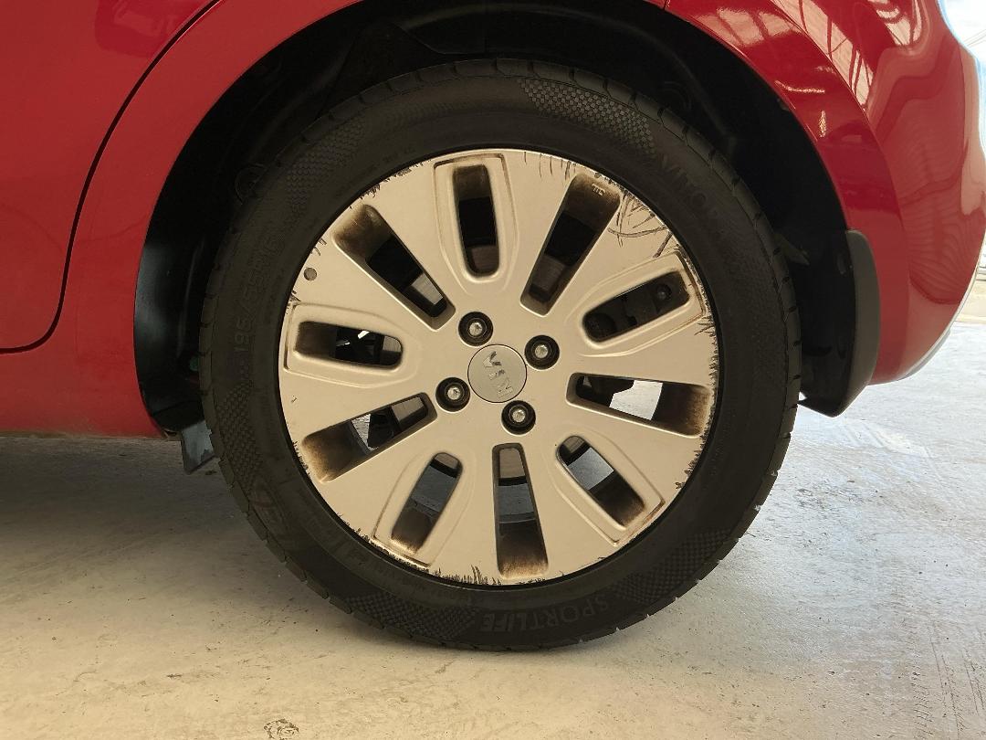 Photo '11' of KIA RIO