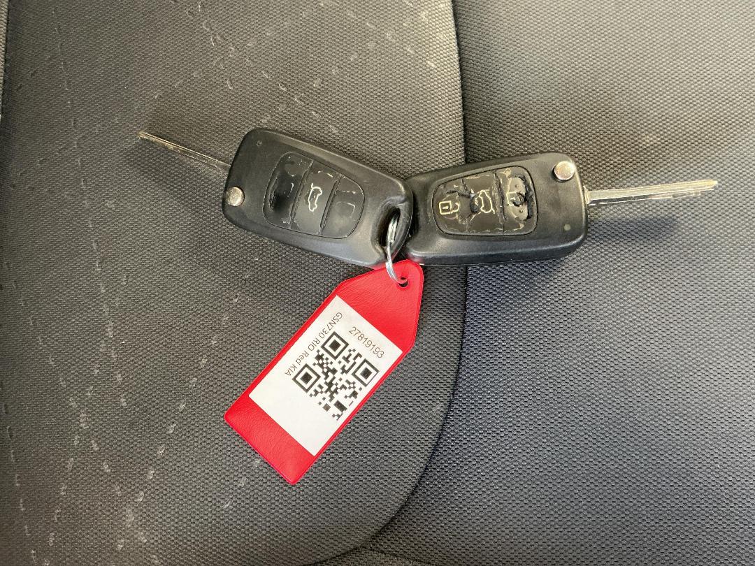 Photo '22' of KIA RIO